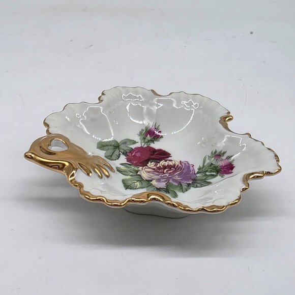 Vintage Porcelain Leaf-Shaped Dish With Gold Trim & Floral Design 5"x4.5" - Picture 5 of 6